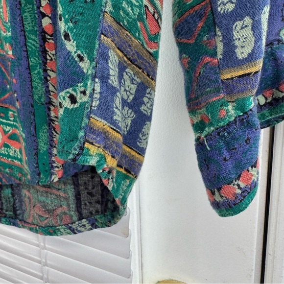Vintage 70s Button Down Patterned Shirt - Picture 3 of 11